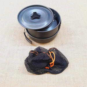 Camping cooking set and kettle