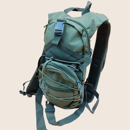 Hydration pack 5 pocket with a fitted 2.7 litre bladder