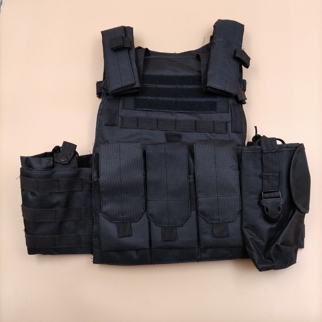 Bulletproof vest with attachments - adjustable up to 3XL