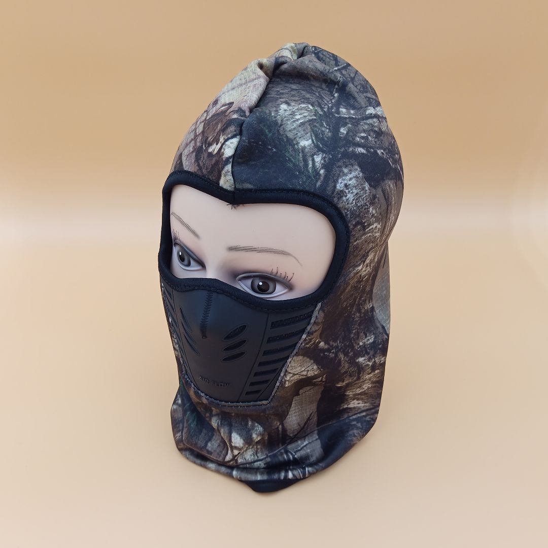 Face mask winter premium