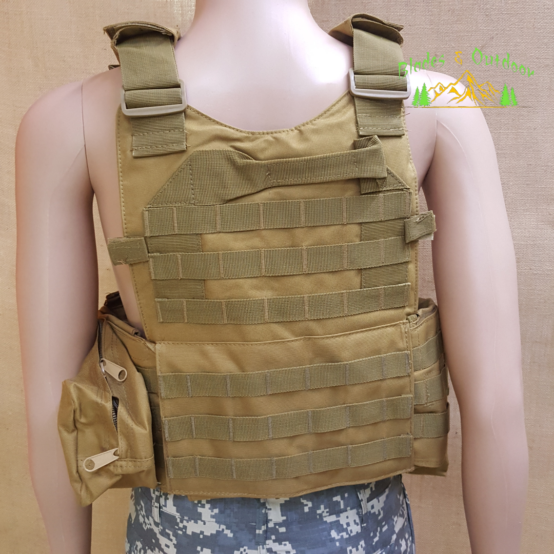 Bulletproof vest with attachments - adjustable up to 3XL