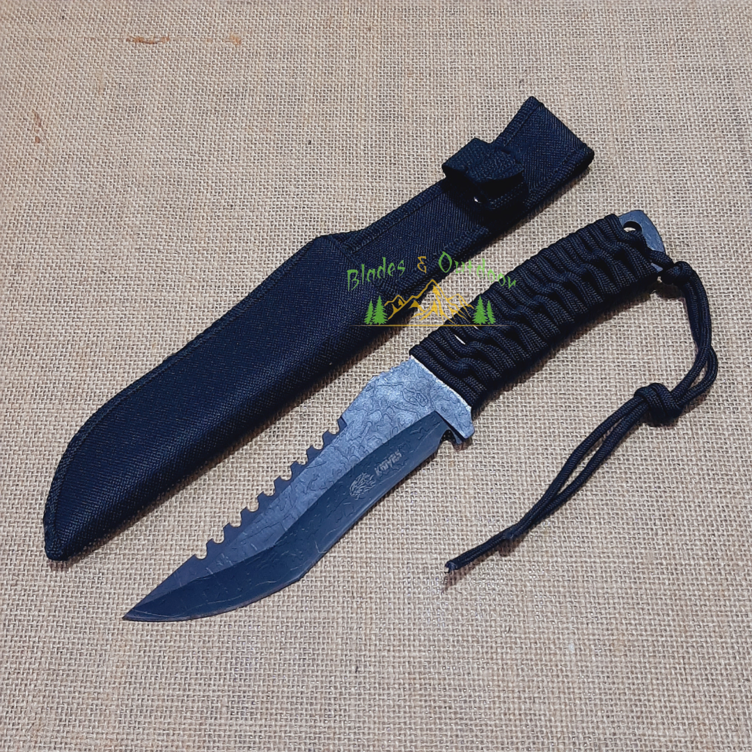 Knife with paracord handle