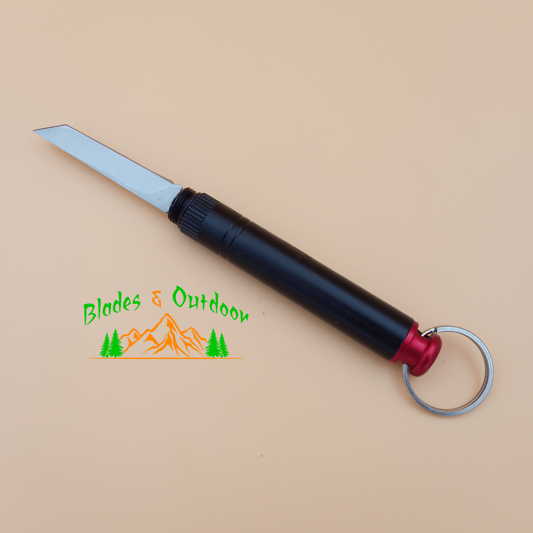 Keyring whistle knife